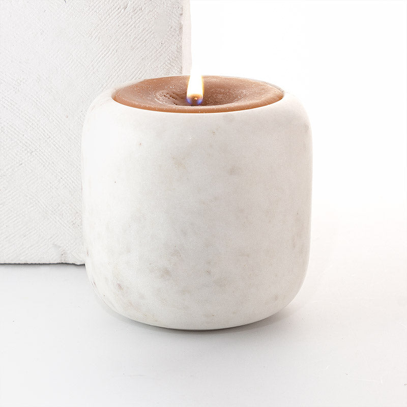 The White Indian Marble Aromatic Carrara Candle