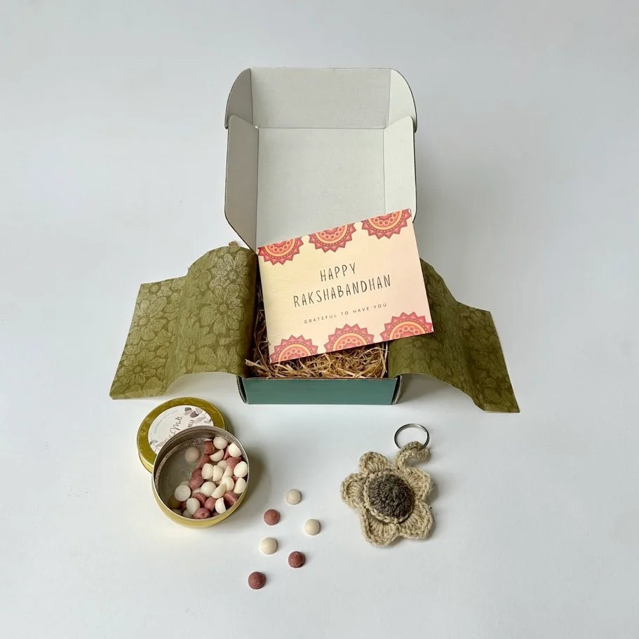 Small Surprise Gift Box | Wax Melts & Keychain | Large